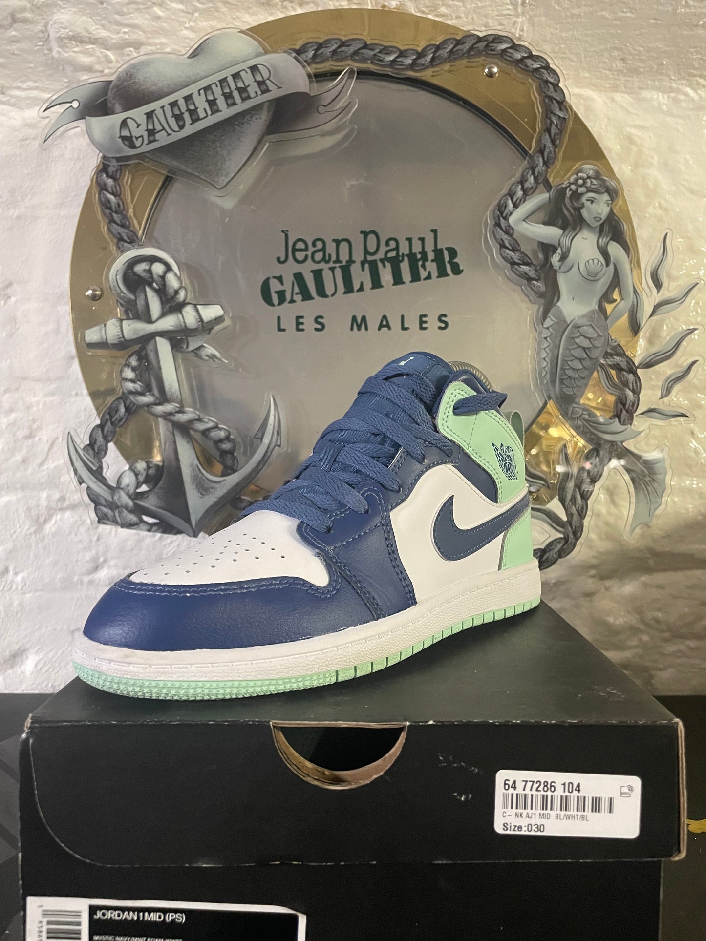 Nike Jordan 1 mid navy/mint foam white