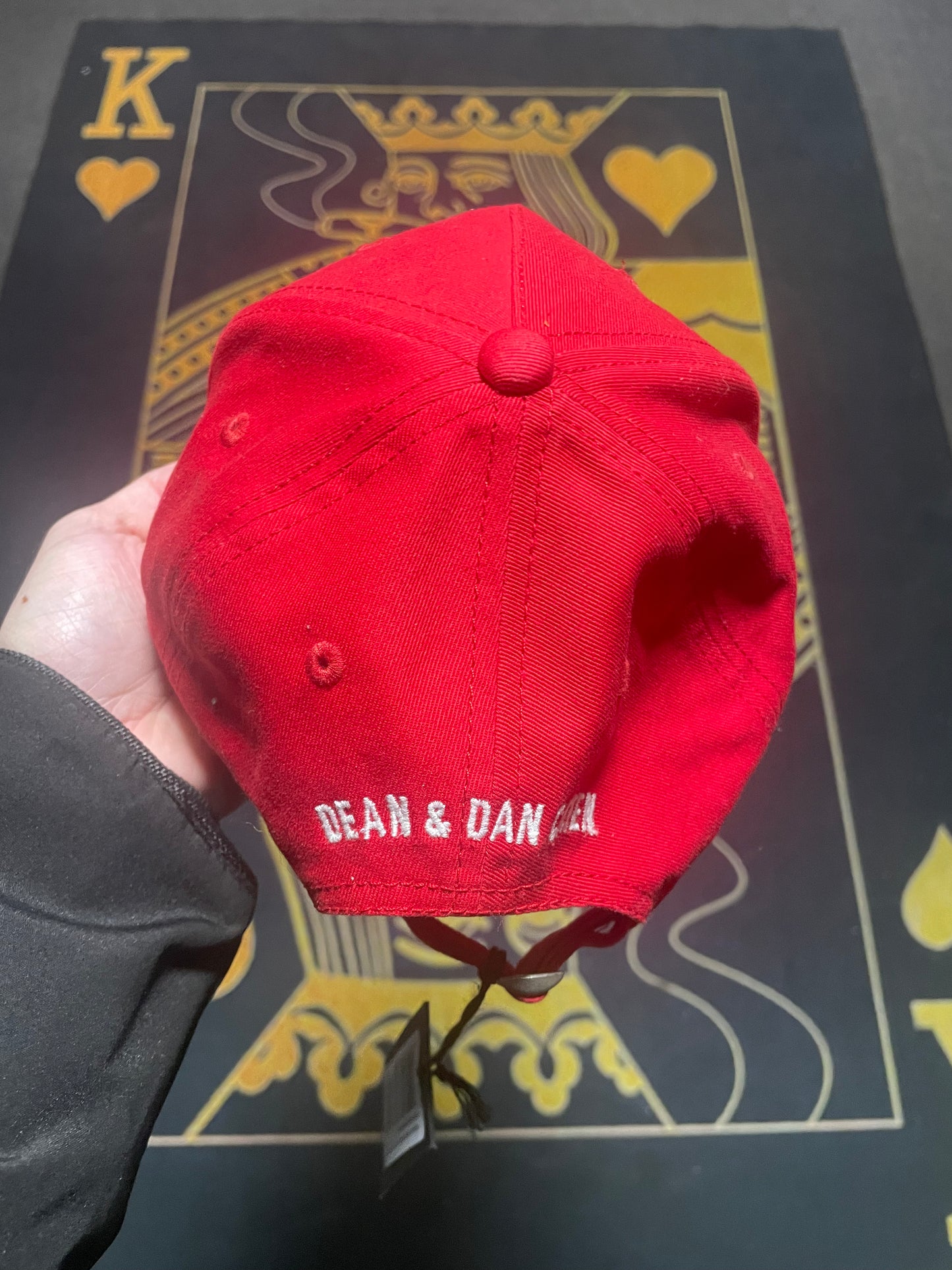 Dsqaured2 brand new red cap small